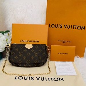 Auth. Louis Vuitton Multi Pochette (Small Pouch)